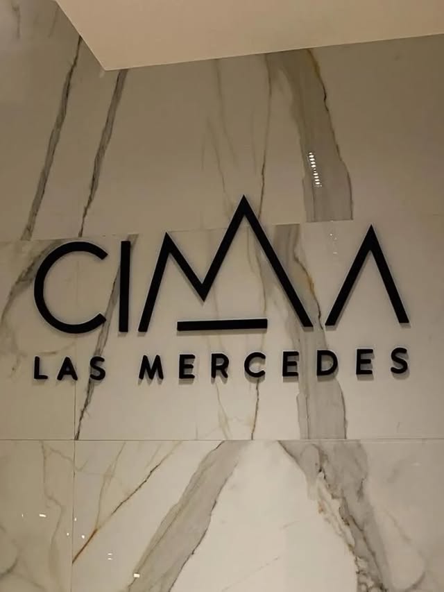 Cavefar — Presencia de Marca